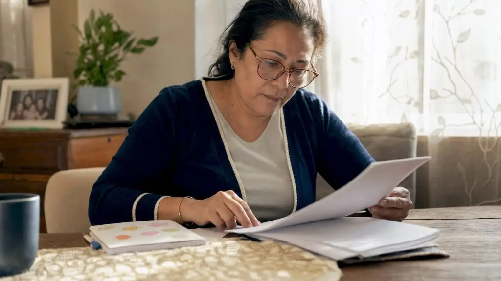Defendant reviewing supervised ROR papers at home